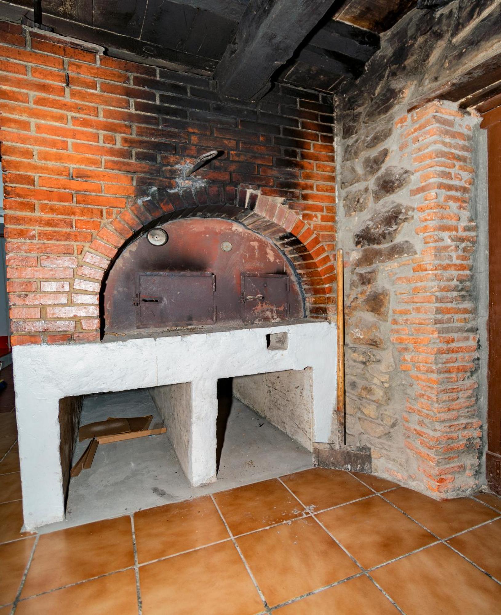 Albergue Santa Marina Buelna Exterior foto